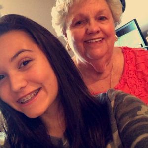 Meet your Posher, Stella